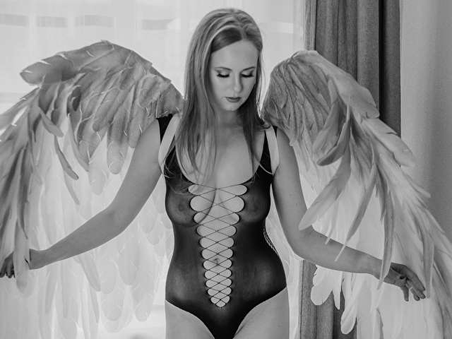 LYRASENSUAL free hard sexy photo