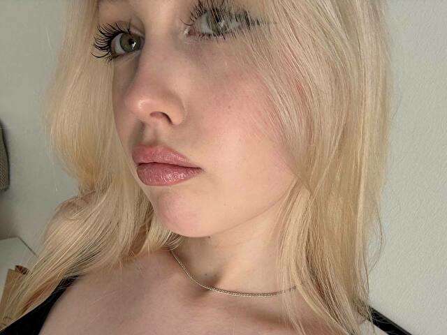 WILDALICE free sexy photo
