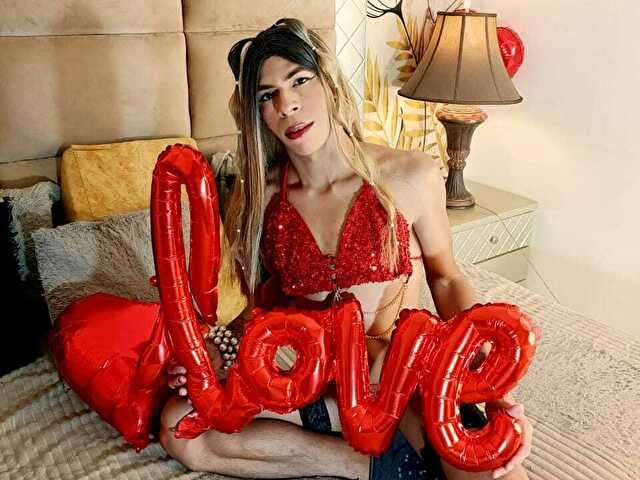 CRISTALHOTTS free sexy photo