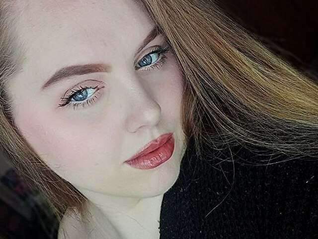 SOFIABARBIE free sexy photo