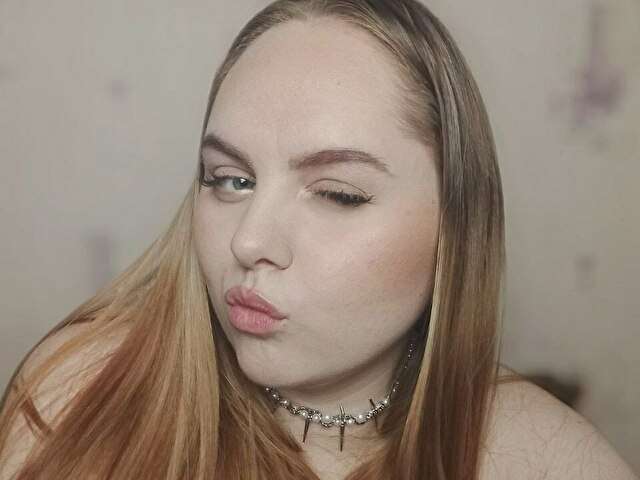 SOFIABARBIE free sexy photo