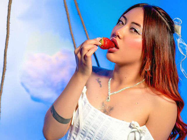 SAELIVRAE free sexy photo