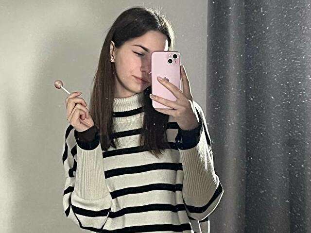 LITTLEPUSSY free sexy photo