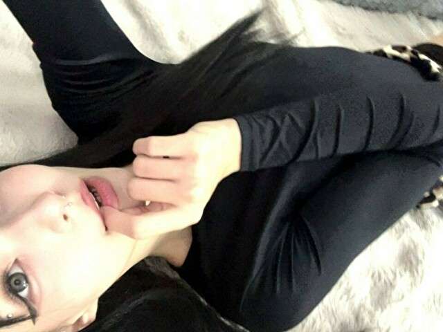 YUNABLOSSOM free sexy photo