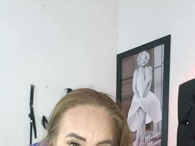 SWEETBIGCAT free sexy photo