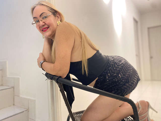 VICTORIAFIRE free sexy photo