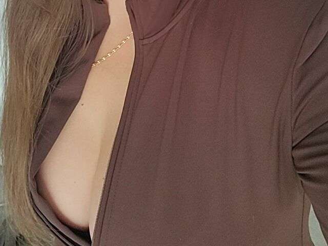 ANNIEXKISS free hard sexy photo