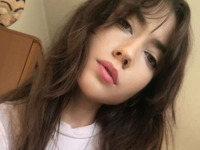 KAYLAAMAZING free sexy photo