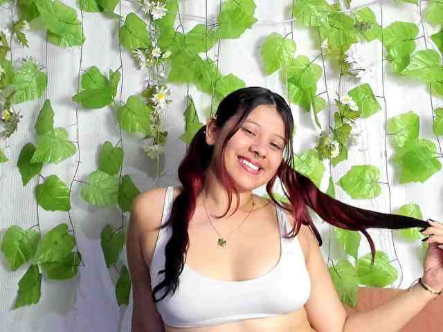 CORALINEHALE free sexy photo