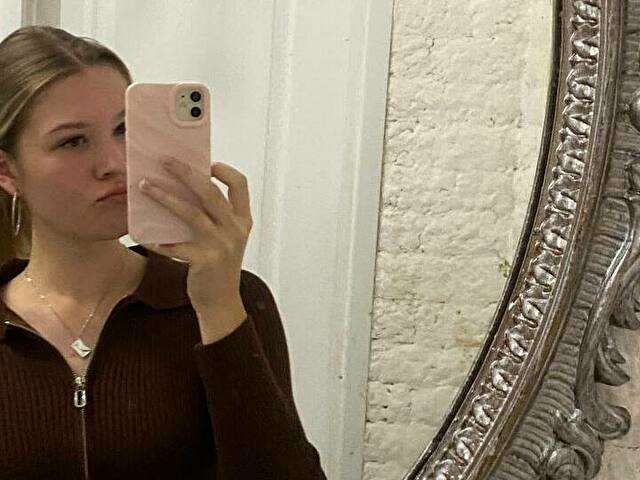 SKYEDAVIS1 free sexy photo