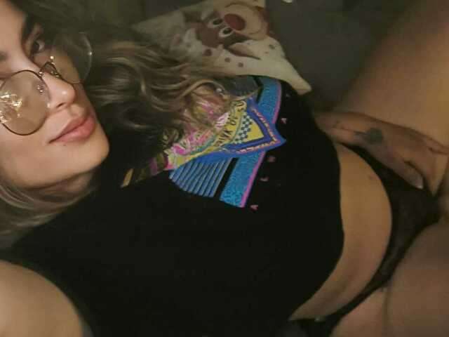 EMILYPARKERR free sexy photo