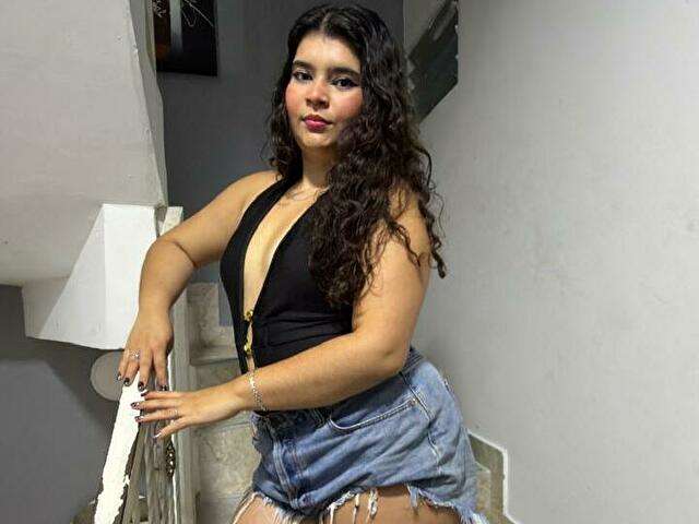 SALOMEEVANZ free sexy photo