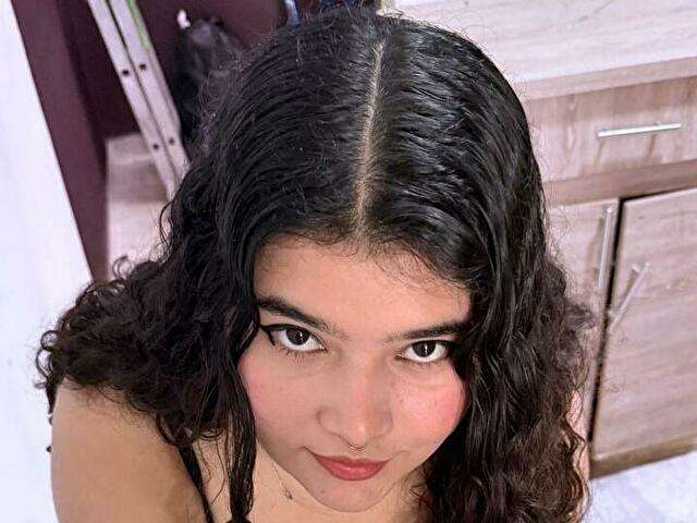 SALOMEEVANZ free sexy photo