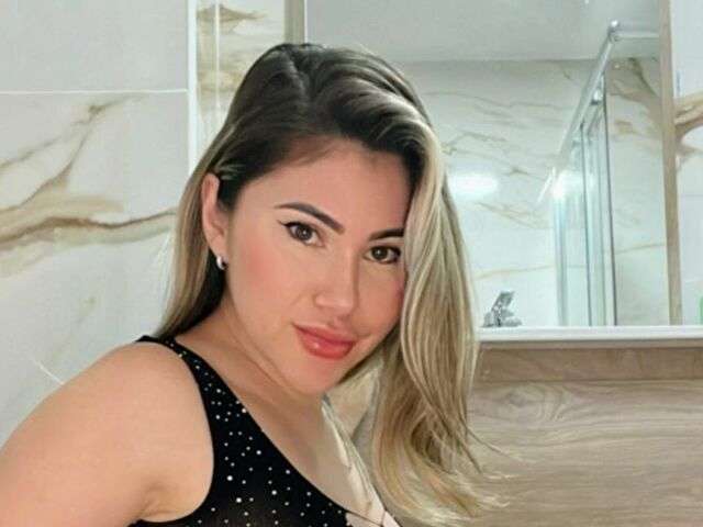 VELVETT free sexy photo