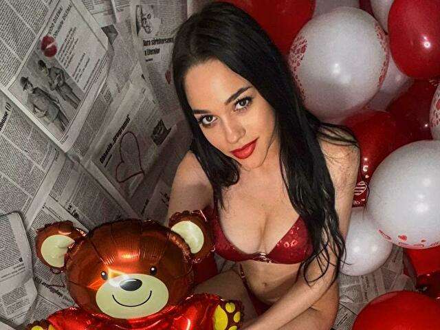 KIMMBLAZE free sexy photo