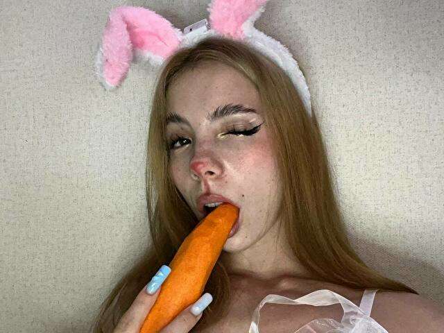 LIAPEACH free hard sexy photo