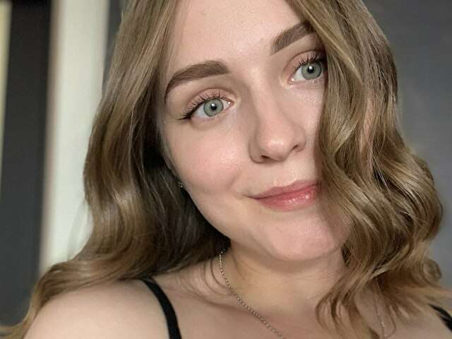 XBLOOMIE free sexy photo