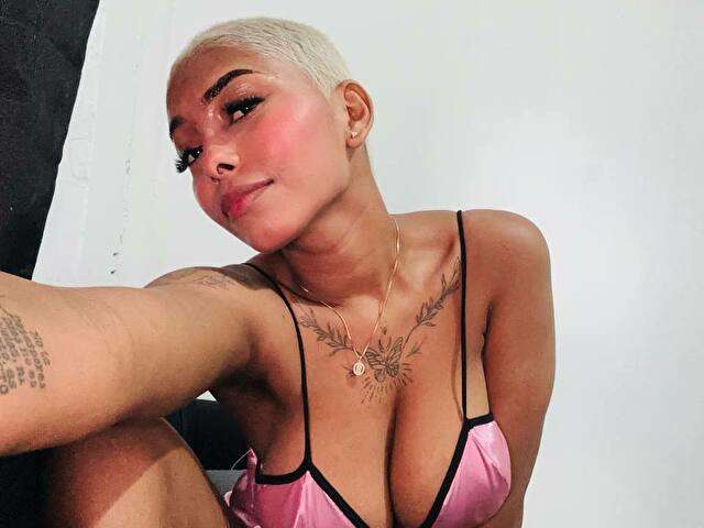 LADYNOVA free sexy photo