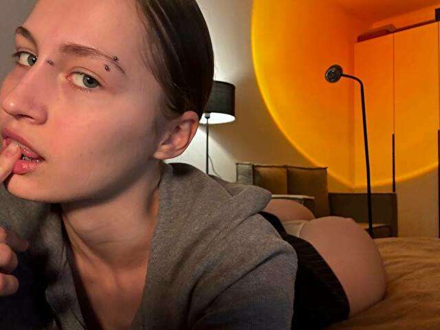 BELLAAMIAA free sexy photo