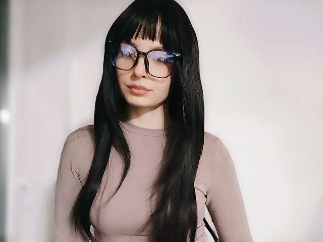 NOEMILOU free sexy photo