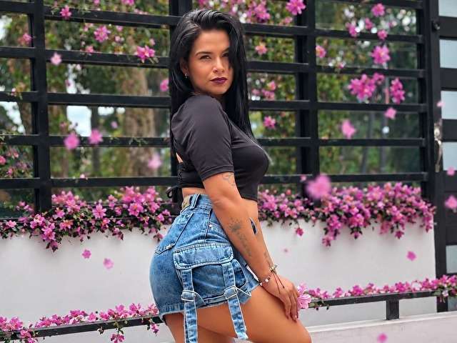 SAMANTHAF free sexy photo