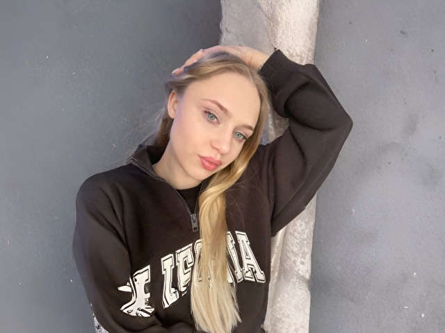 AMMYHILL free sexy photo