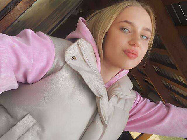 AMMYHILL free sexy photo