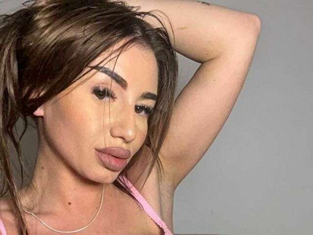BRUNETTEB free sexy photo