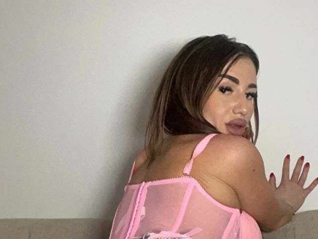 BRUNETTEB free sexy photo