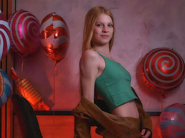 ALICEWISS1 free sexy photo