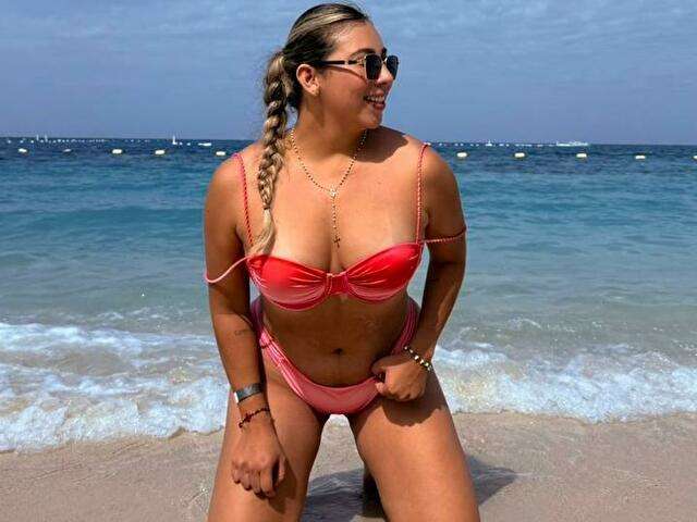 KYLIEGRET free sexy photo