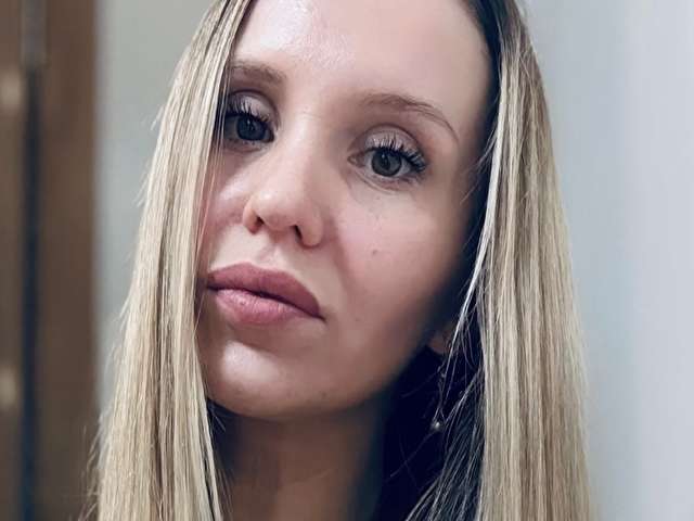 KATRINSWEET free sexy photo
