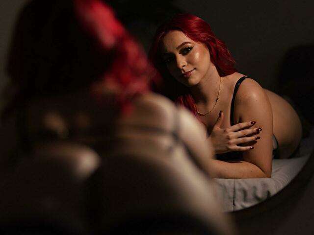 SCARLETTCOX free sexy photo