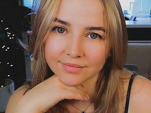 MIRAMERMAYD free sexy photo