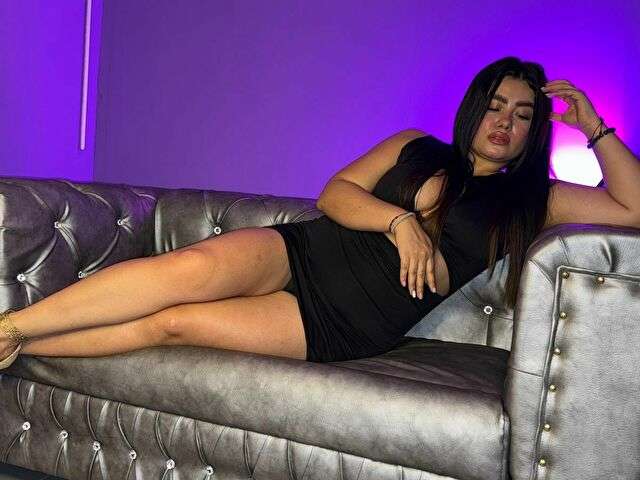 ILENIAGIZZI free sexy photo