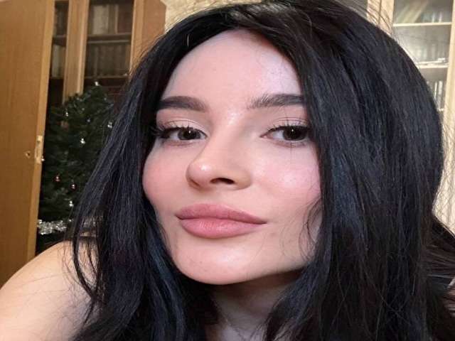 LILYKLEIN free sexy photo
