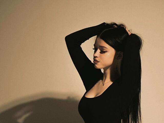 PEACHLUNEE1 free sexy photo