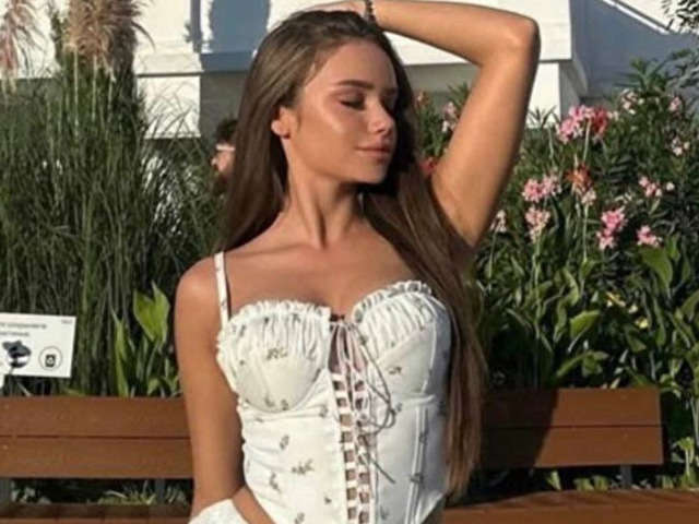 MAARY free sexy photo