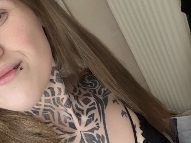 CHLOESAS99 free hard sexy photo