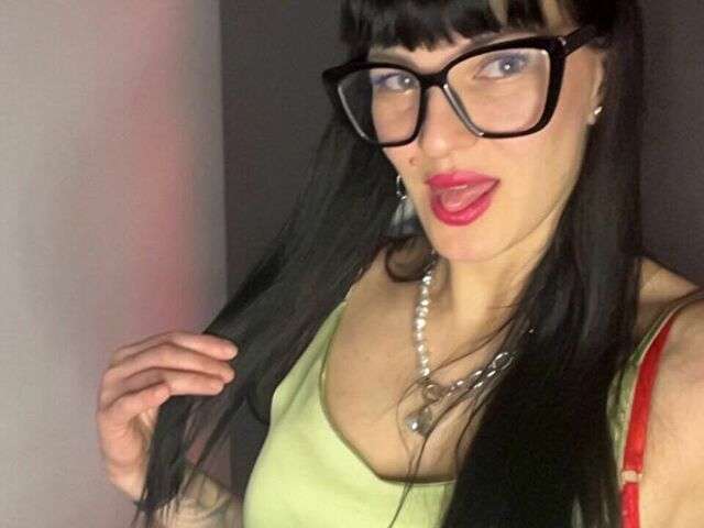 AGATAMOORE free sexy photo