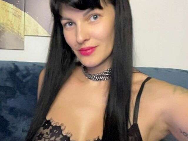 AGATAMOORE free sexy photo