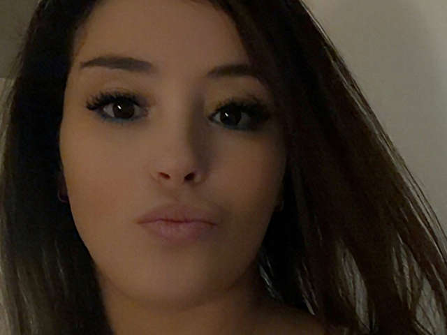 AMIRA84 free sexy photo