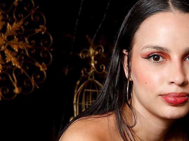 OLIVEFERRER free sexy photo