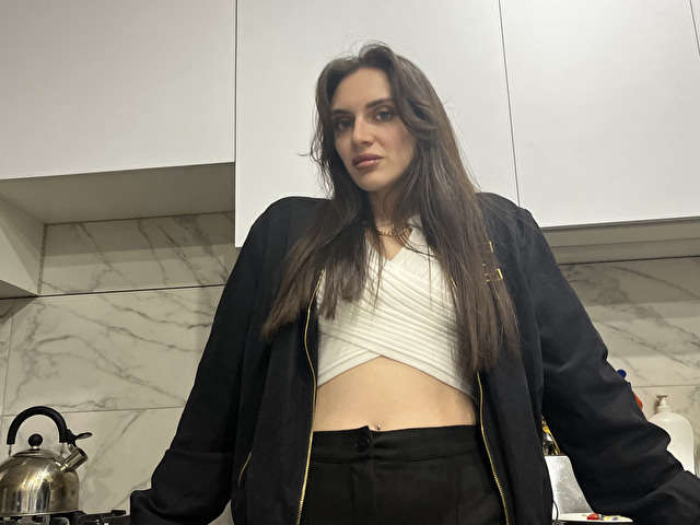 FLIRTYROXI1 free sexy photo