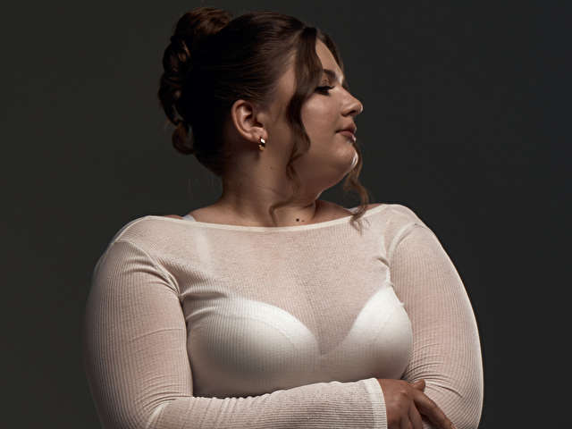 SNOWFLOWER free sexy photo