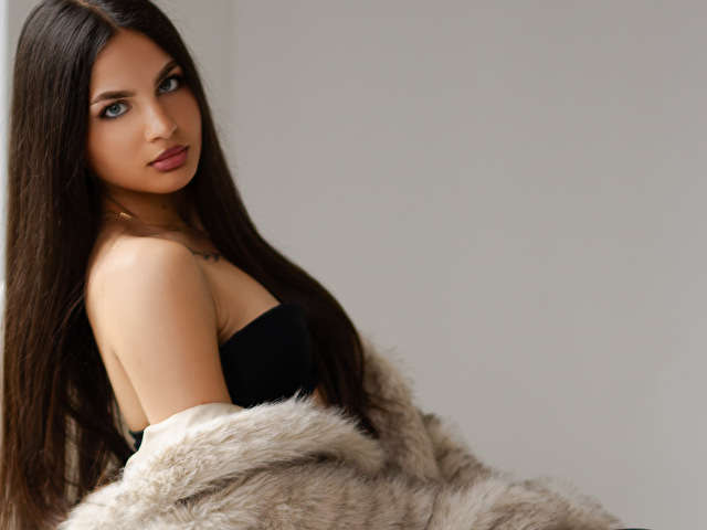 CARLABODY free sexy photo