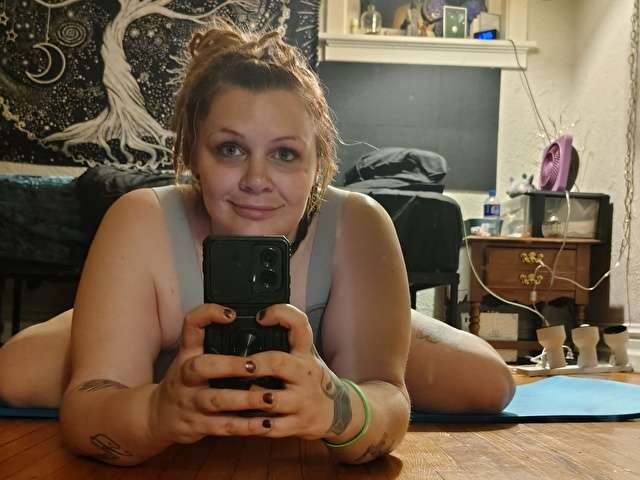 SAVVY888 free sexy photo