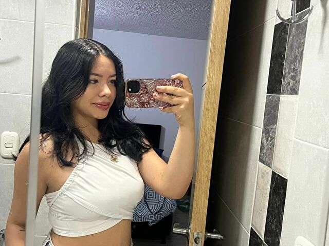 LATINAHORNY free sexy photo