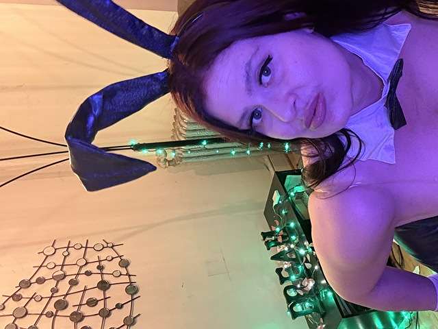 LAURABB free sexy photo
