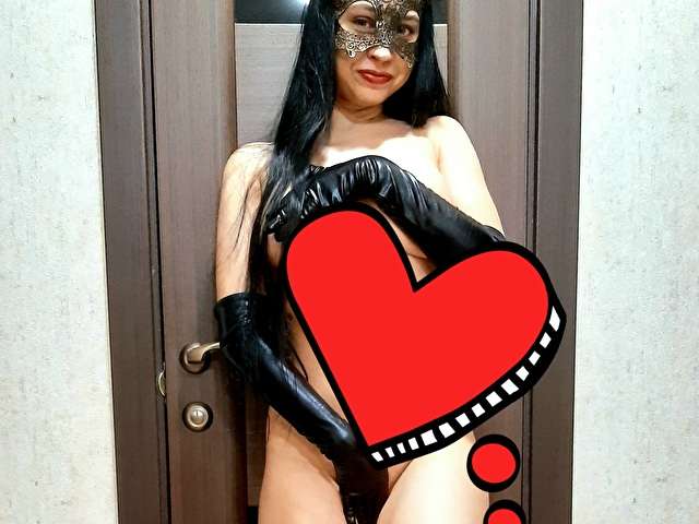 AZALEA free sexy photo